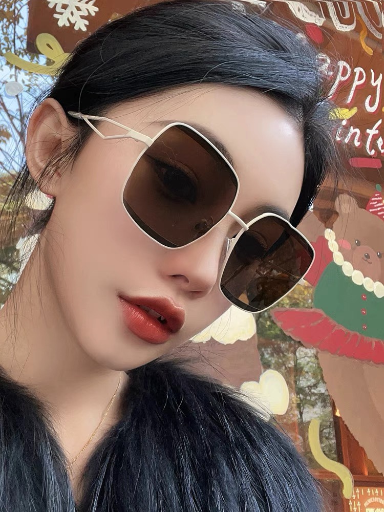 [TOP] CHANEL  New Nylon Rimless Diamond Glasses - 3 Colors