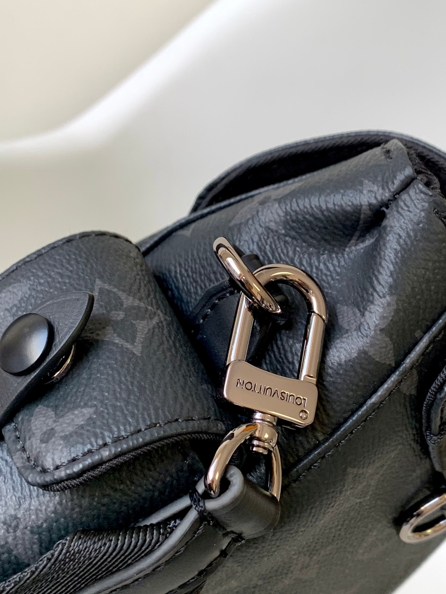 [TOP] Louis Vuitton LV Men's Nano Christopher - 14x19x6CM - Black