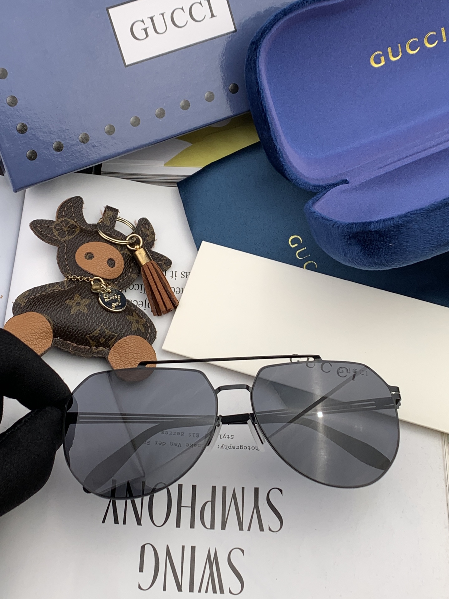 [TOP] GUCCI New Style Sunglasses For Men And Women - 3 Colors