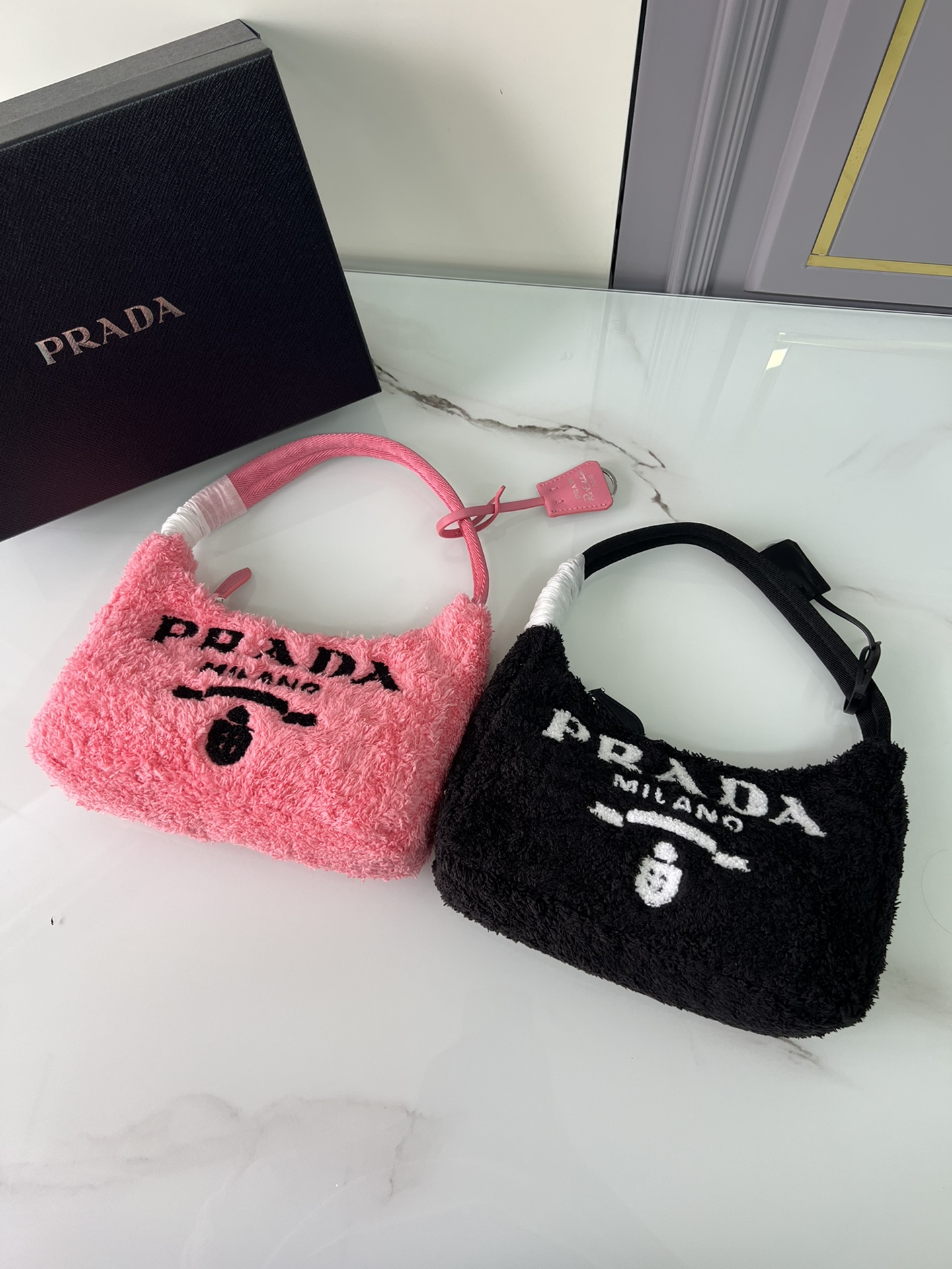 [TOP] PRADA Re-Edition 2000 Bag Terrycloth 22x17x6cm - 3 Color