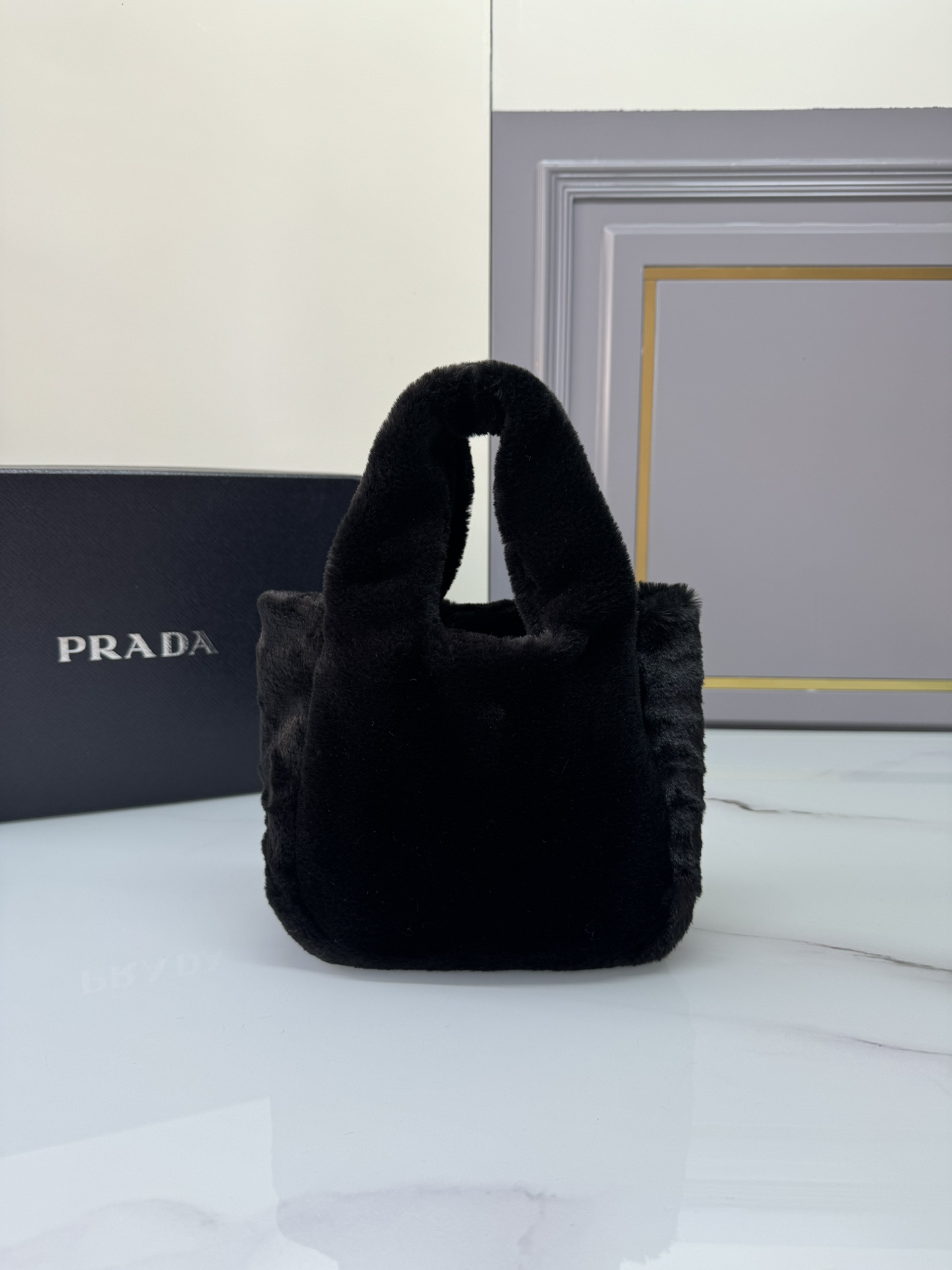 [TOP] PRADA Wool Mini Bag 18x15.5x10cm - 2 Color