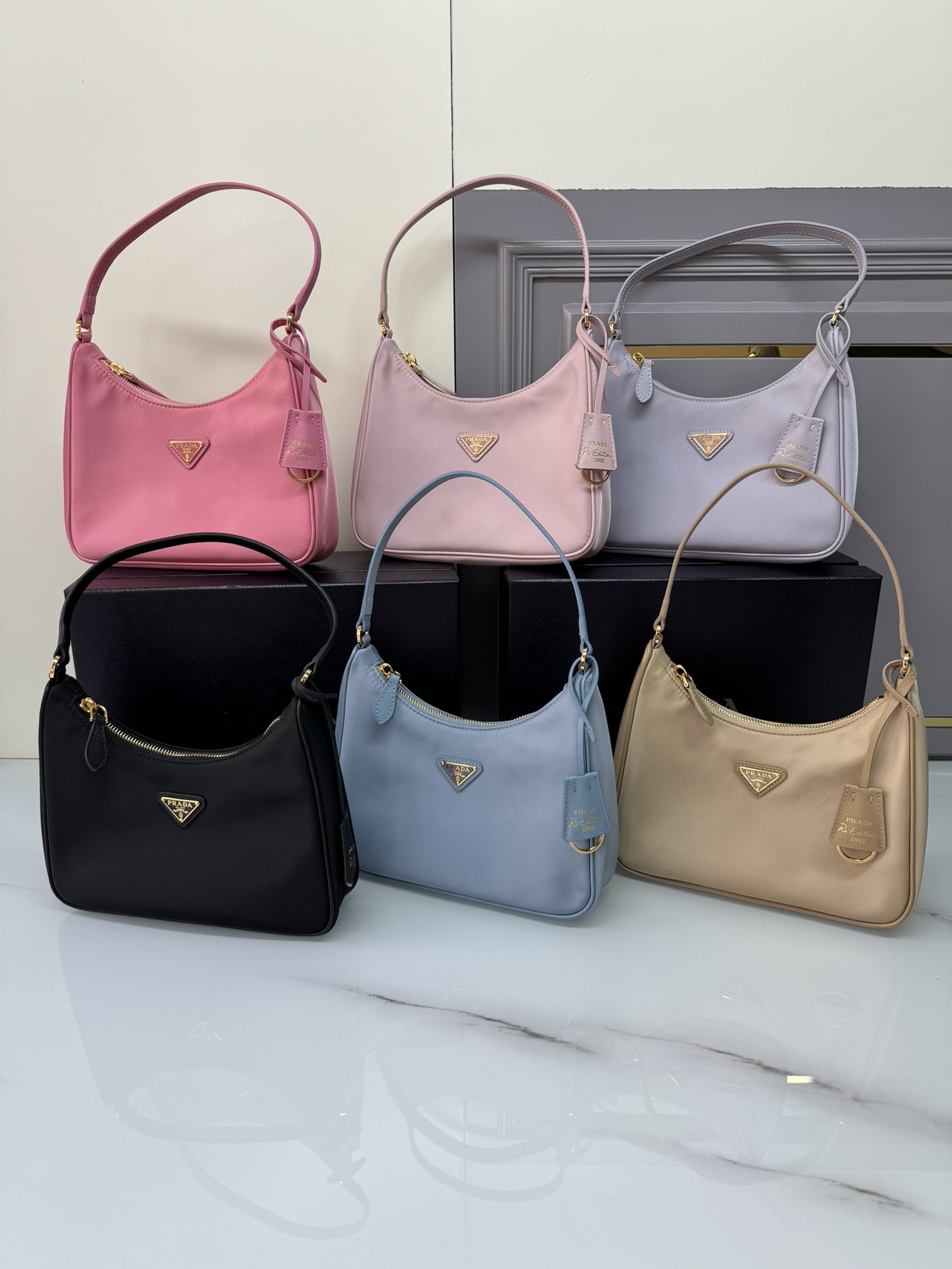 [TOP] PRADA Re-Edition 2000 Bag Parachute Fabric with Leather Shoulder Strap 22x12x6cm - 6 Color & GHW