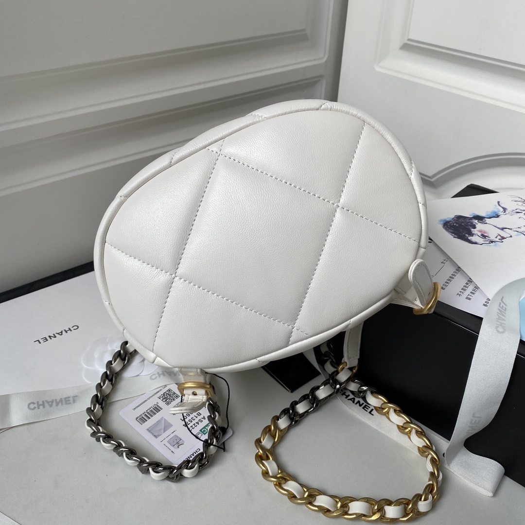 [TOP] CHANEL Classics Backpack - 26X22X16cm - GHW&SHW - White