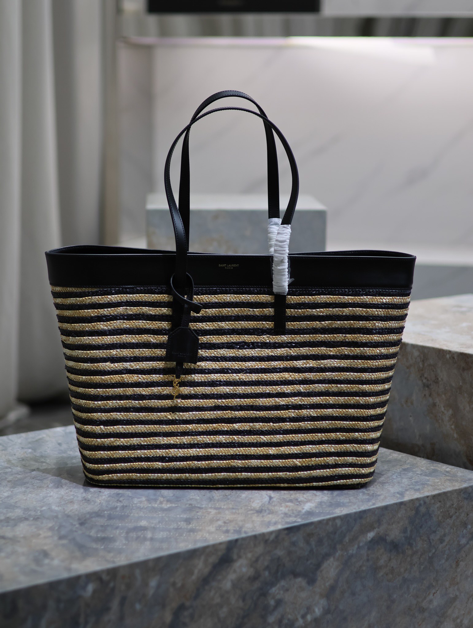 [TOP] Yves Saint Laurent YSL Braid Shopping Tote Bag - 38×28×13cm - Black&GHW