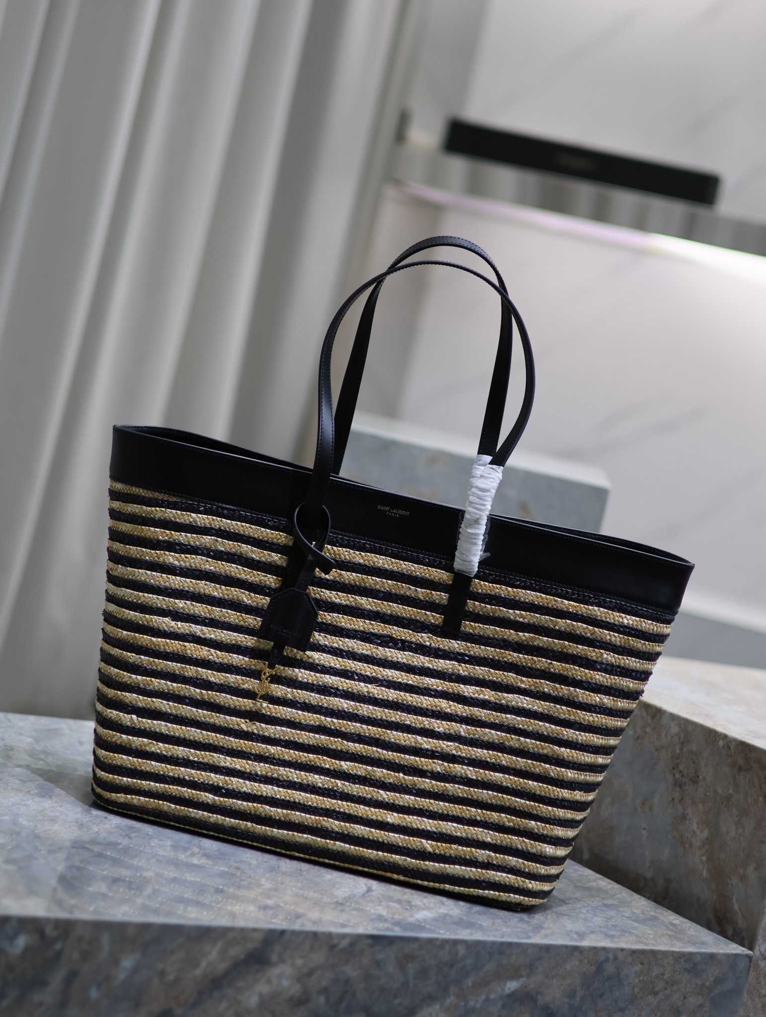 [TOP] Yves Saint Laurent YSL Braid Shopping Tote Bag - 38×28×13cm - Black&GHW