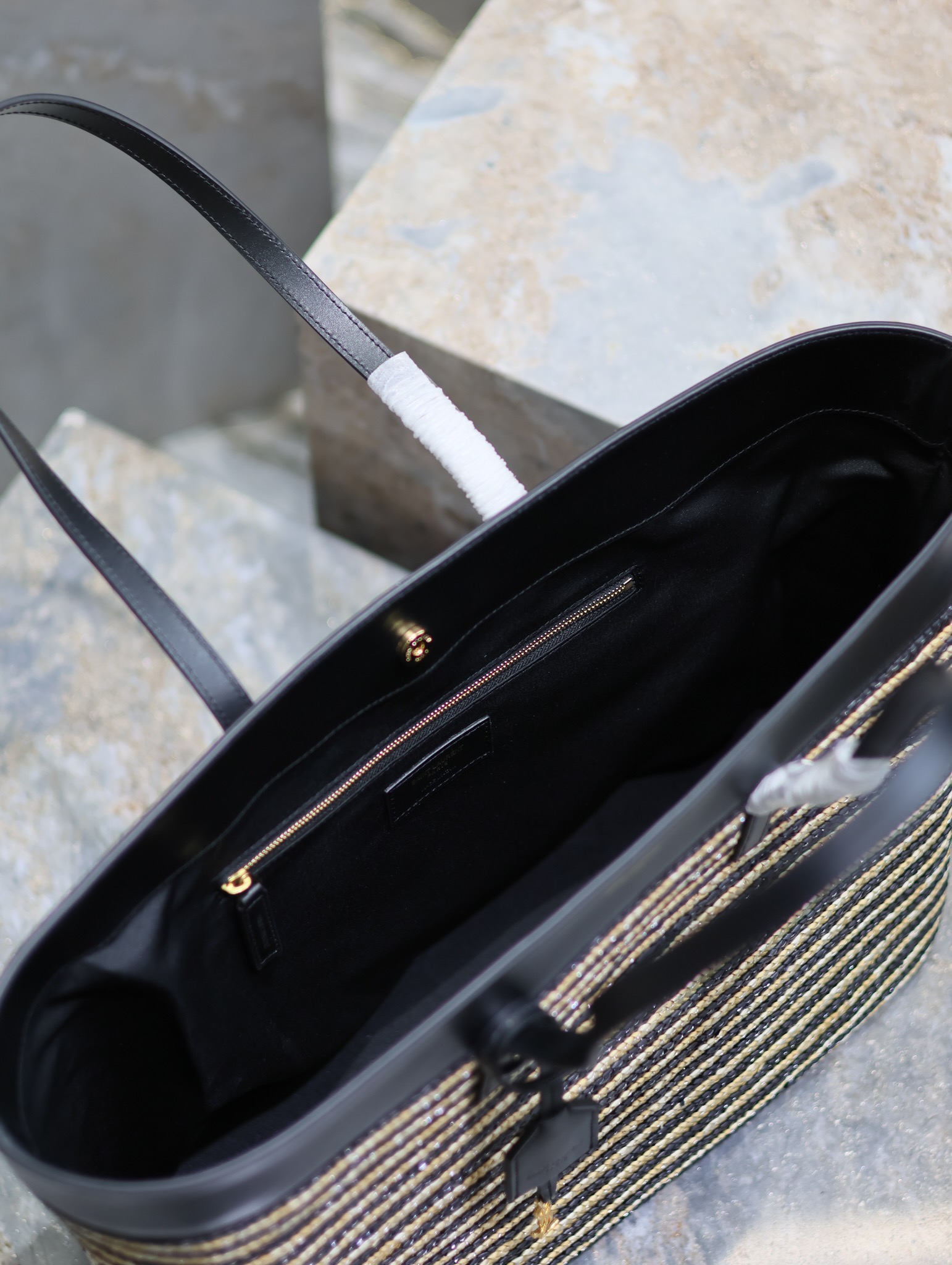 [TOP] Yves Saint Laurent YSL Braid Shopping Tote Bag - 38×28×13cm - Black&GHW