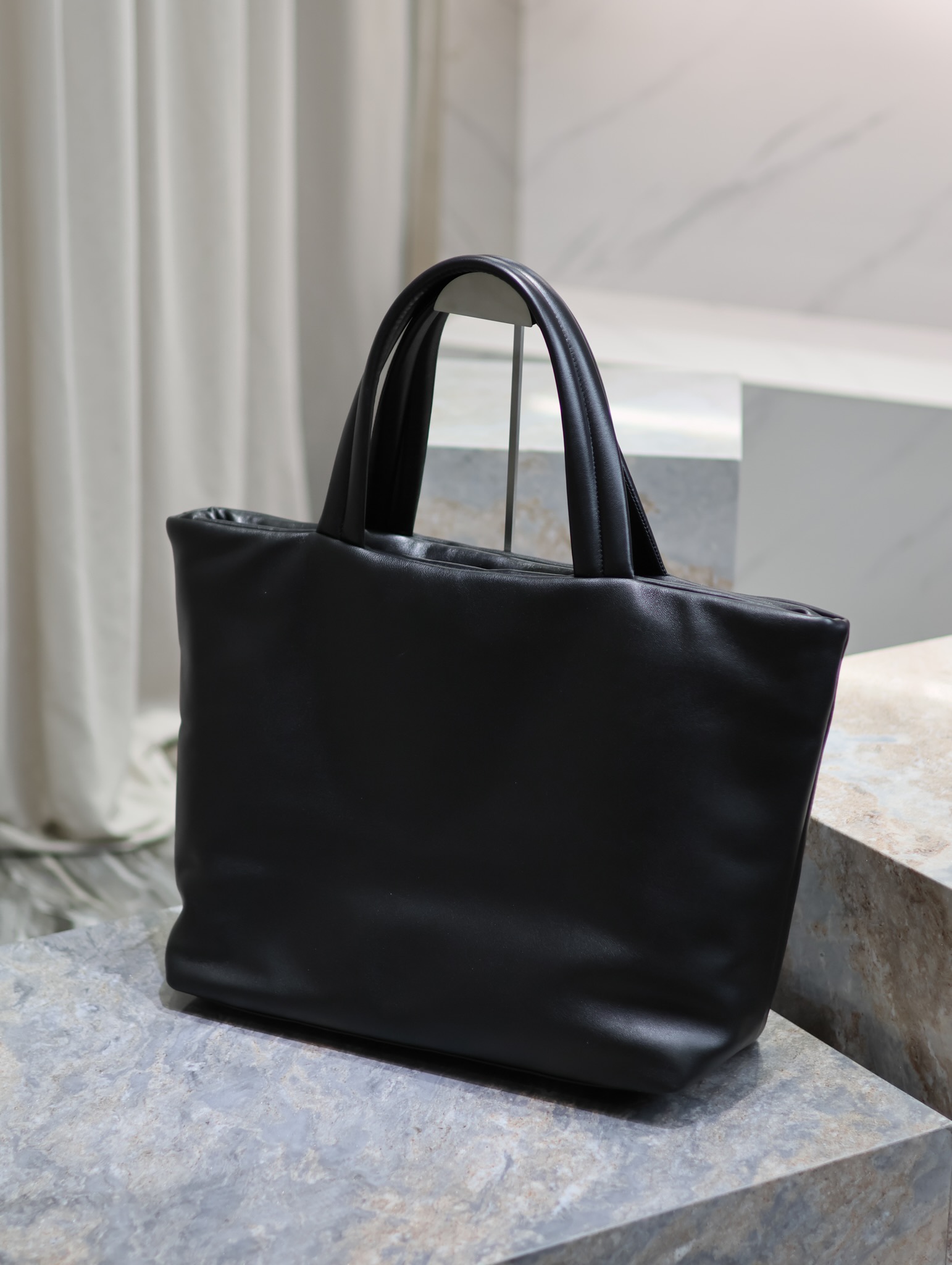 [TOP] Yves Saint Laurent YSL Men's Lambskin Tote Bag - 50×43×17cm & Black