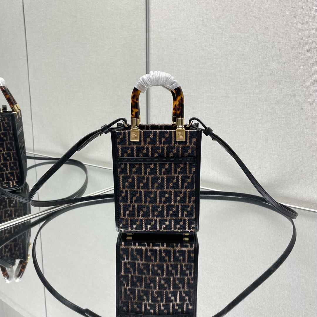 [TOP] FENDI Sunshine Mini Tote bag - Black