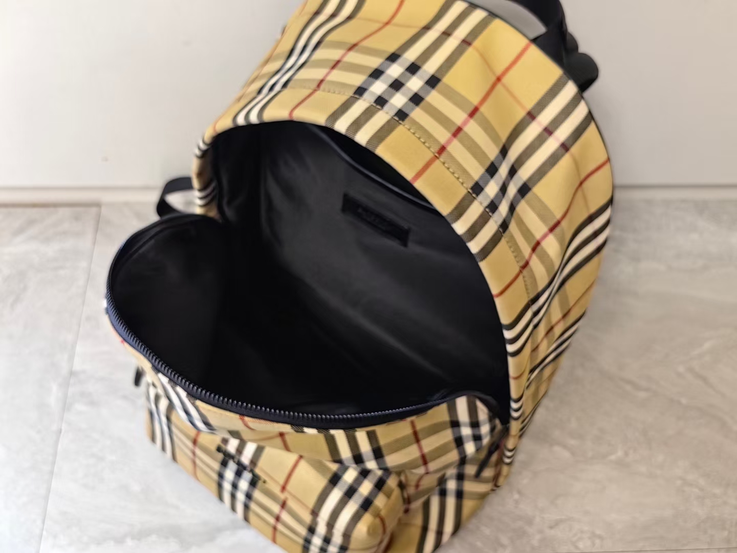 [TOP] BURBERRY Backpack 30.5x14.5x42.5cm - Beige