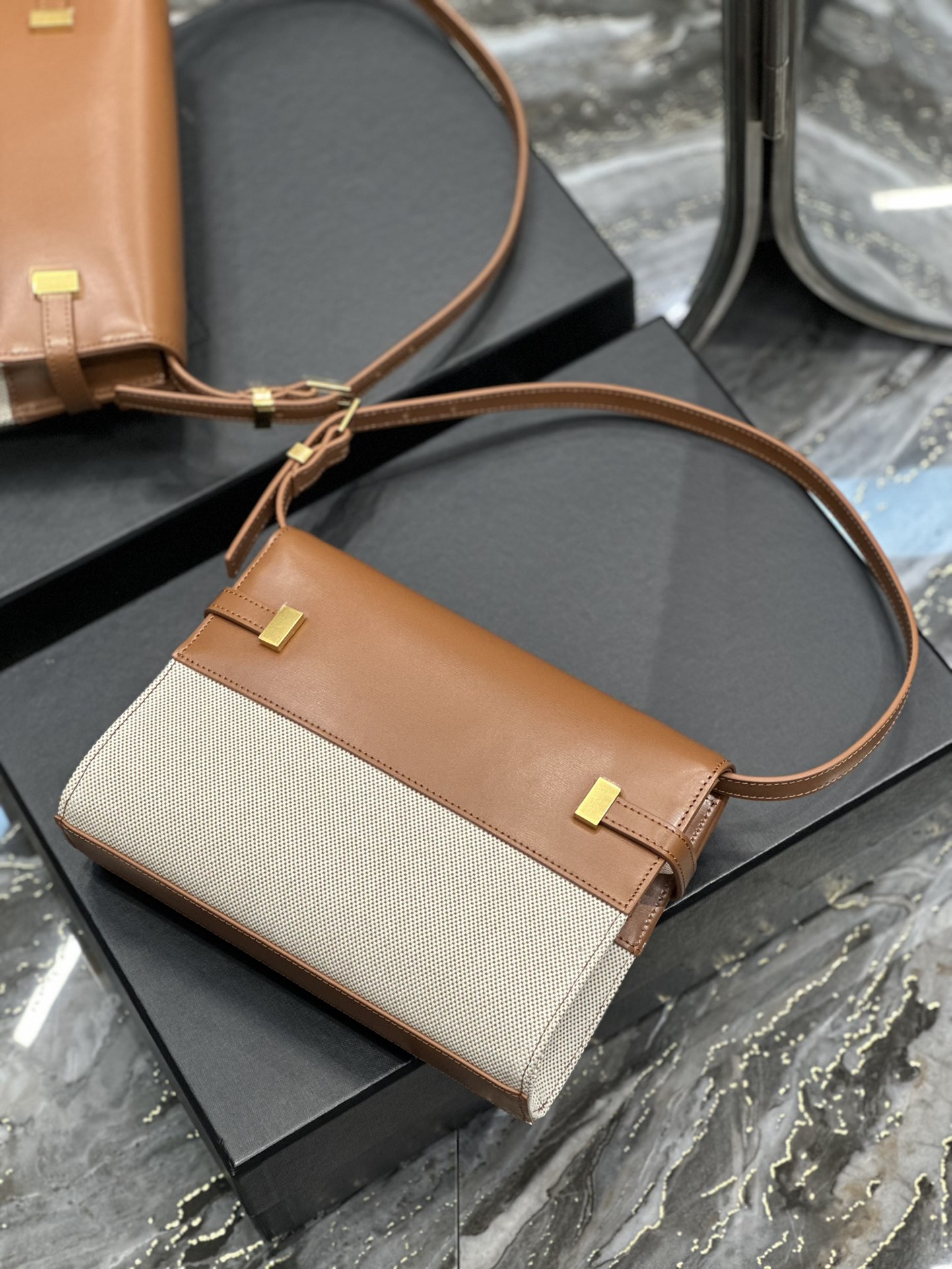 [TOP] Yves Saint Laurent YSL Manhattan Baguette Bag - Brown&GHW - 24x17.5x6cm