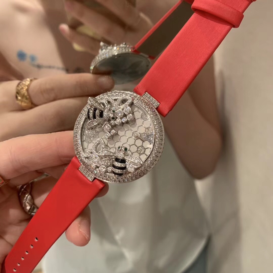 [TOP] Cartier C White Bee Watch 40mm