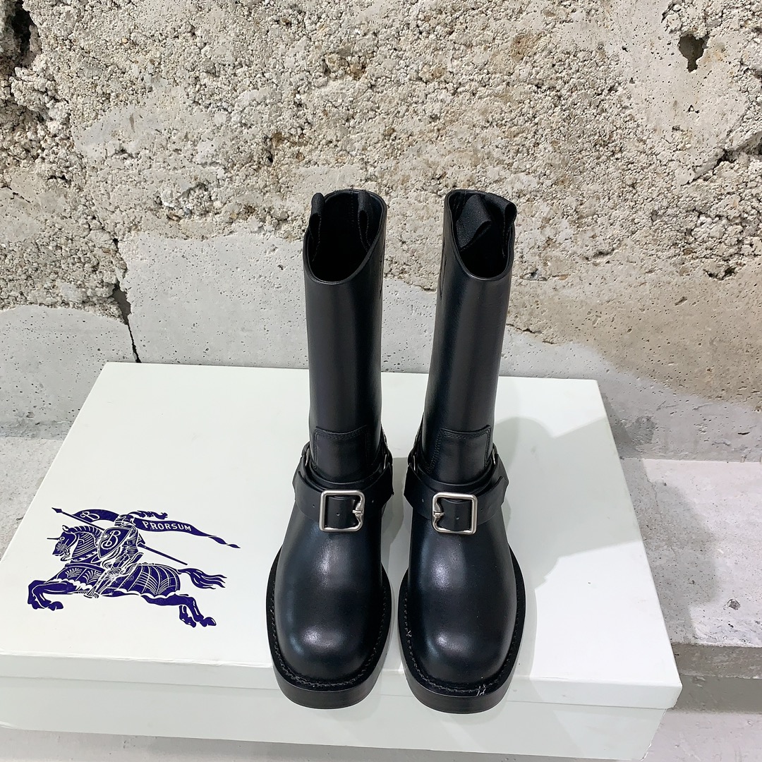 [TOP] BURBERRY Thick Soled Cowhide Boots - Black - 2 Colors