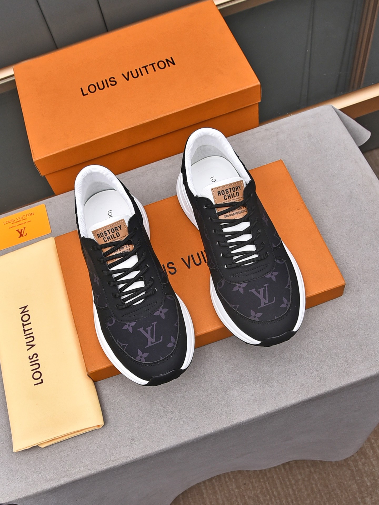 [TOP] Louis Vuitton LV New Men's Casual Sports Shoes - 3 Colors