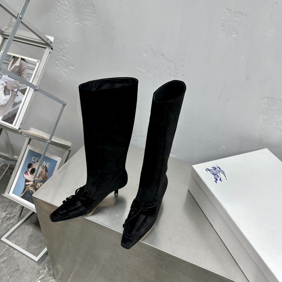 [TOP] BURBERRY Cowhide Boots - 2 Colors