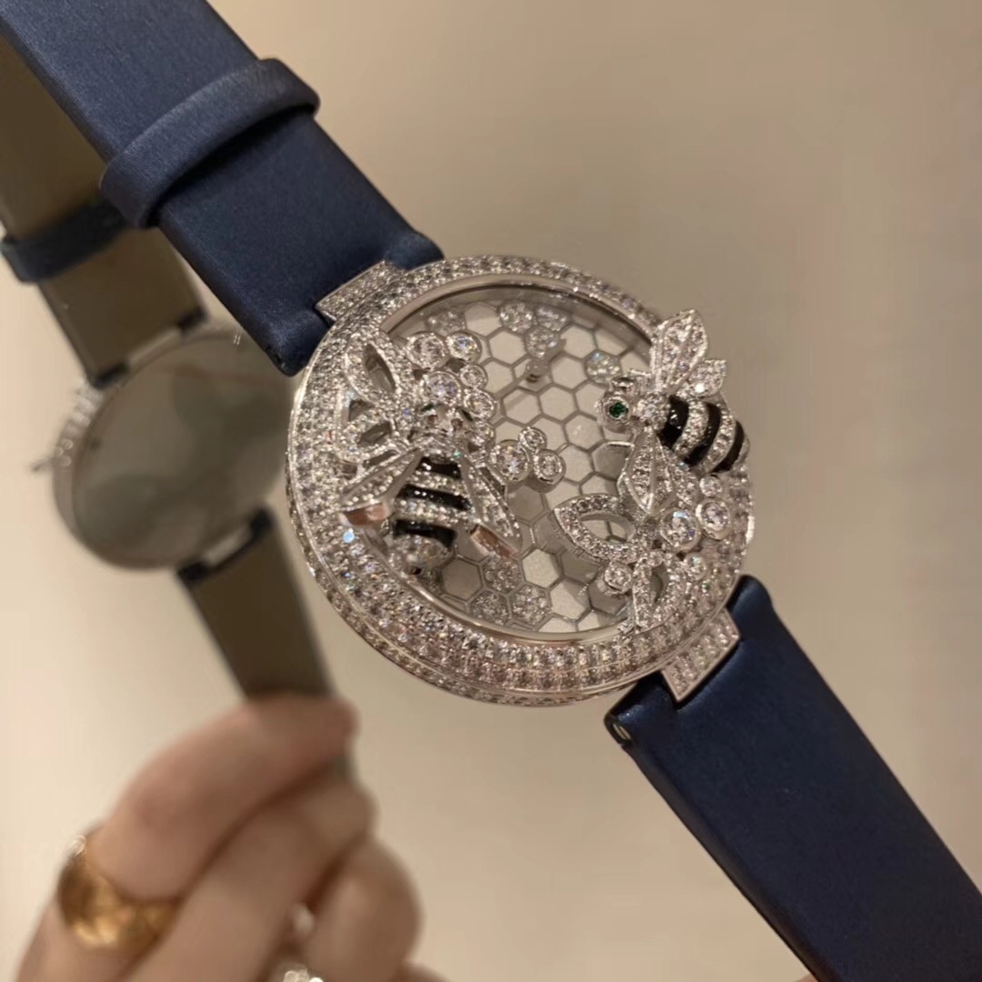 [TOP] Cartier C White Bee Watch 40mm