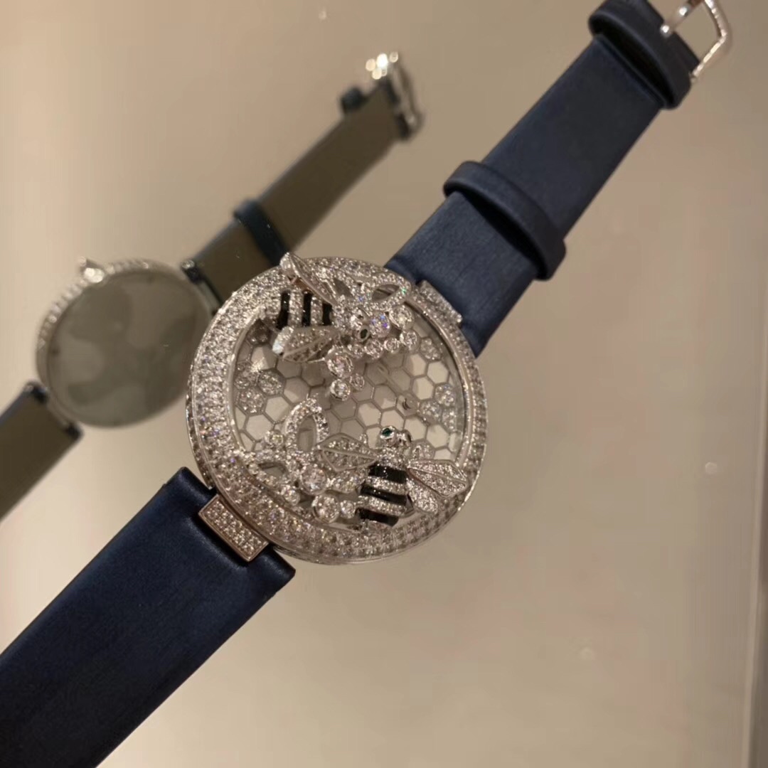 [TOP] Cartier C White Bee Watch 40mm