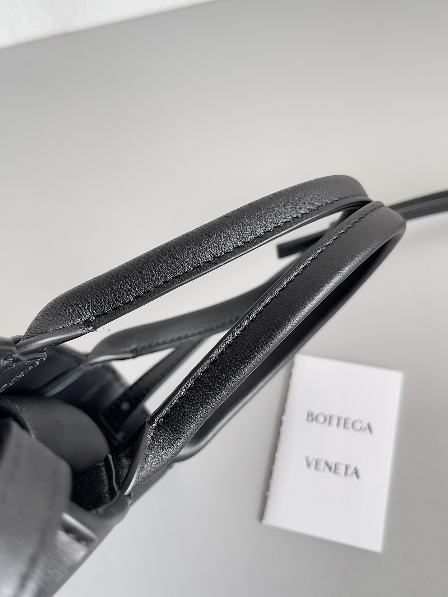 [TOP] Bottega Veneta BV Small Tote Bags Lambskin 18*7*22.5 CM  - Black