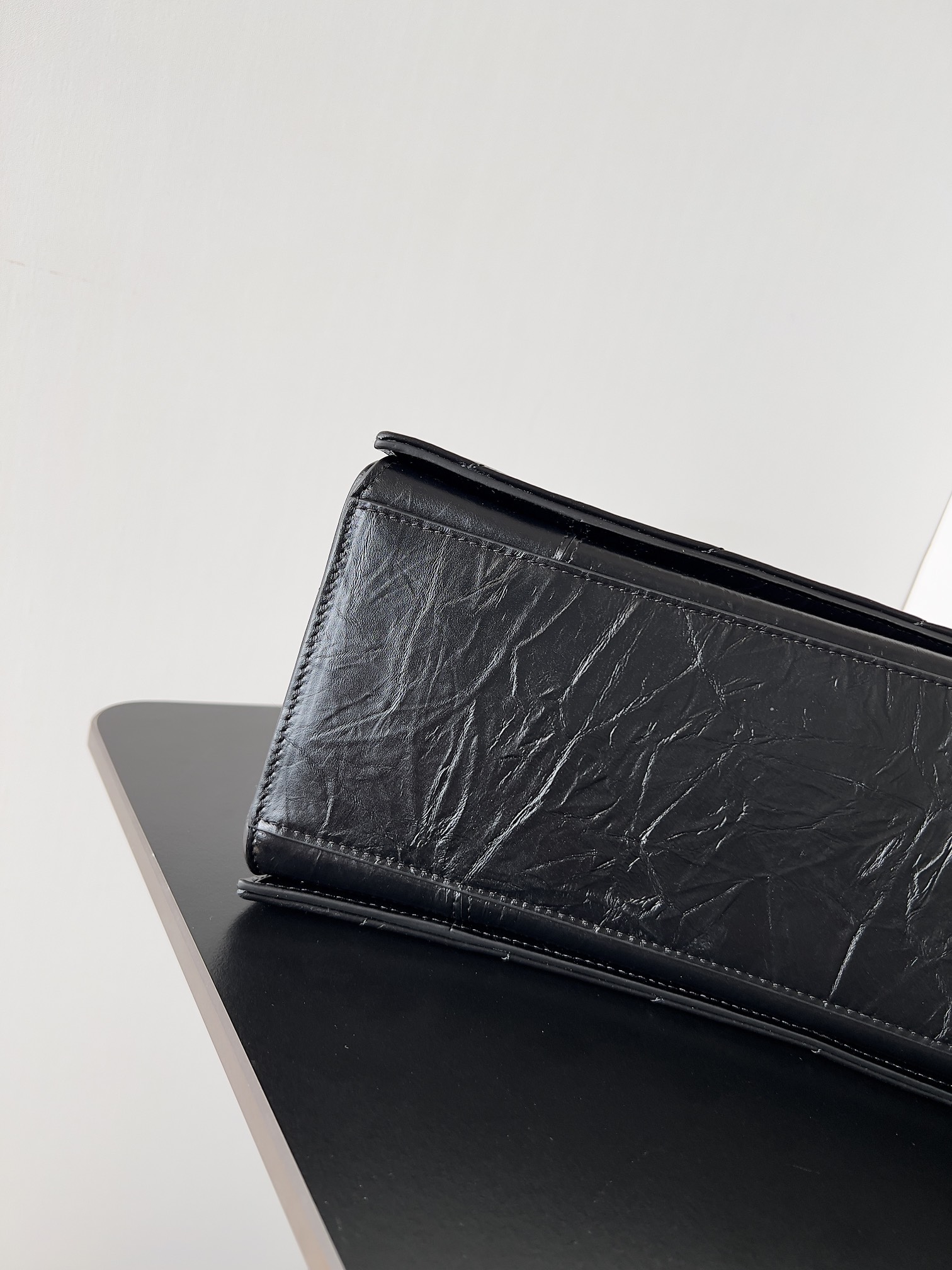 [TOP] BALENCIAGA Crush Bag Chain Bag 39.9 CM - Black