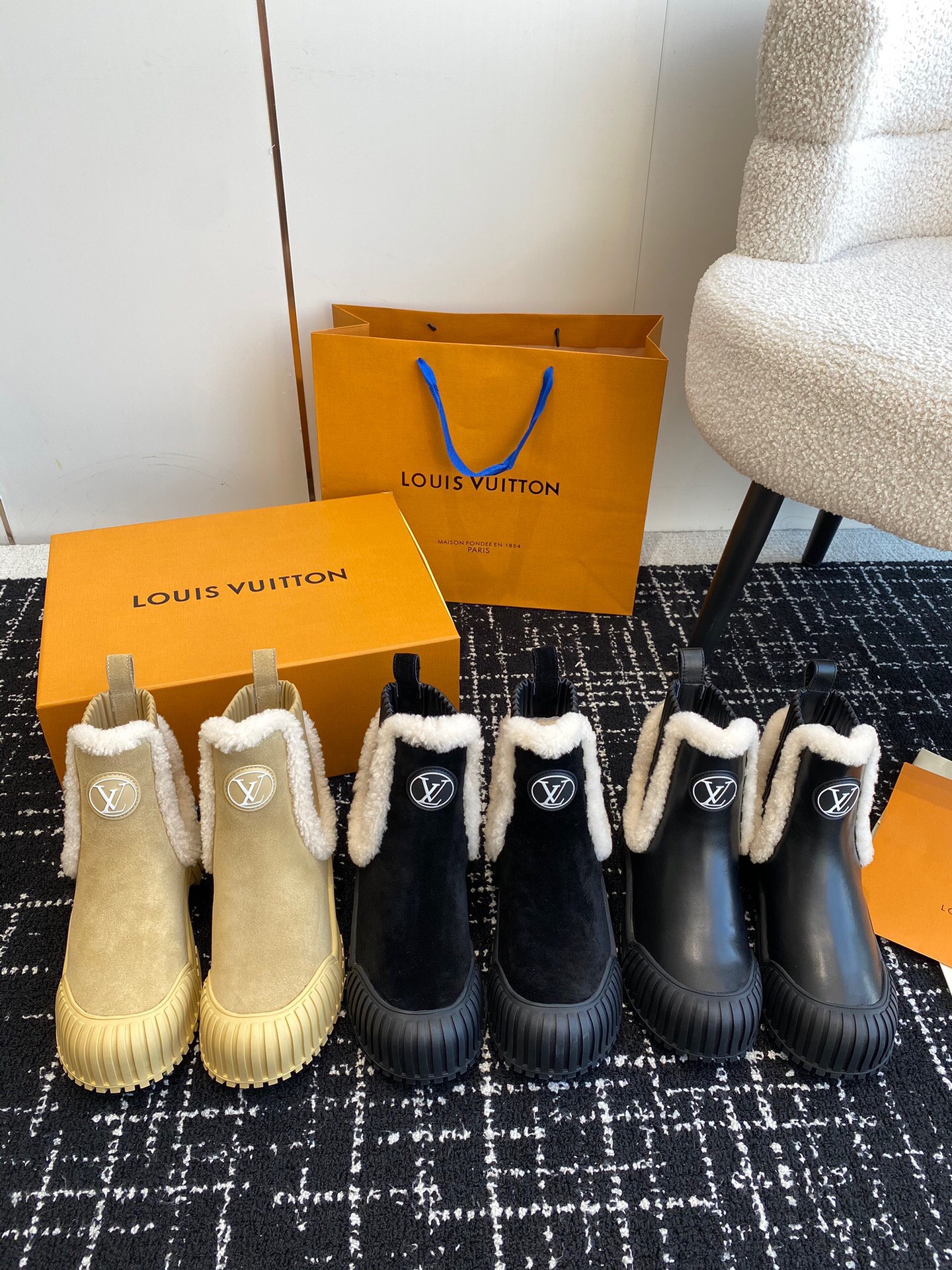 [TOP] Louis Vuitton LV Autumn And Winter Wool Boots - 3 Colors