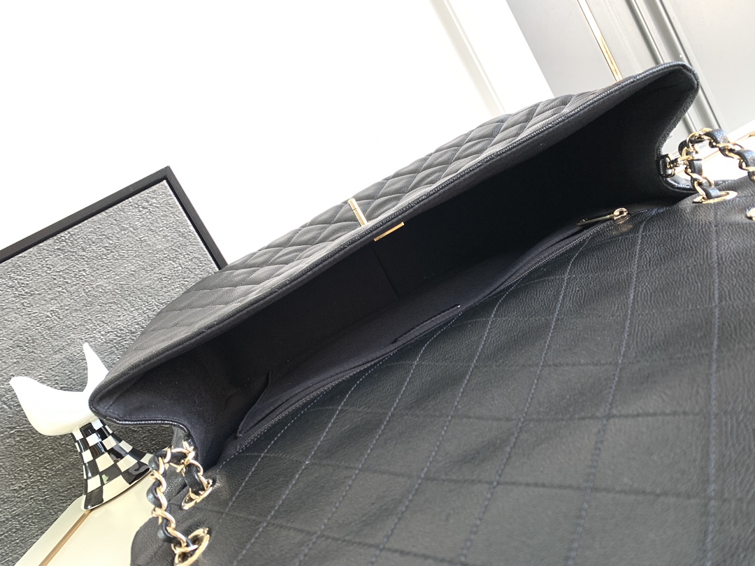 [TOP] CHANEL Large Chain Crossbody Bag - 40x26x12cm - GHW&Black