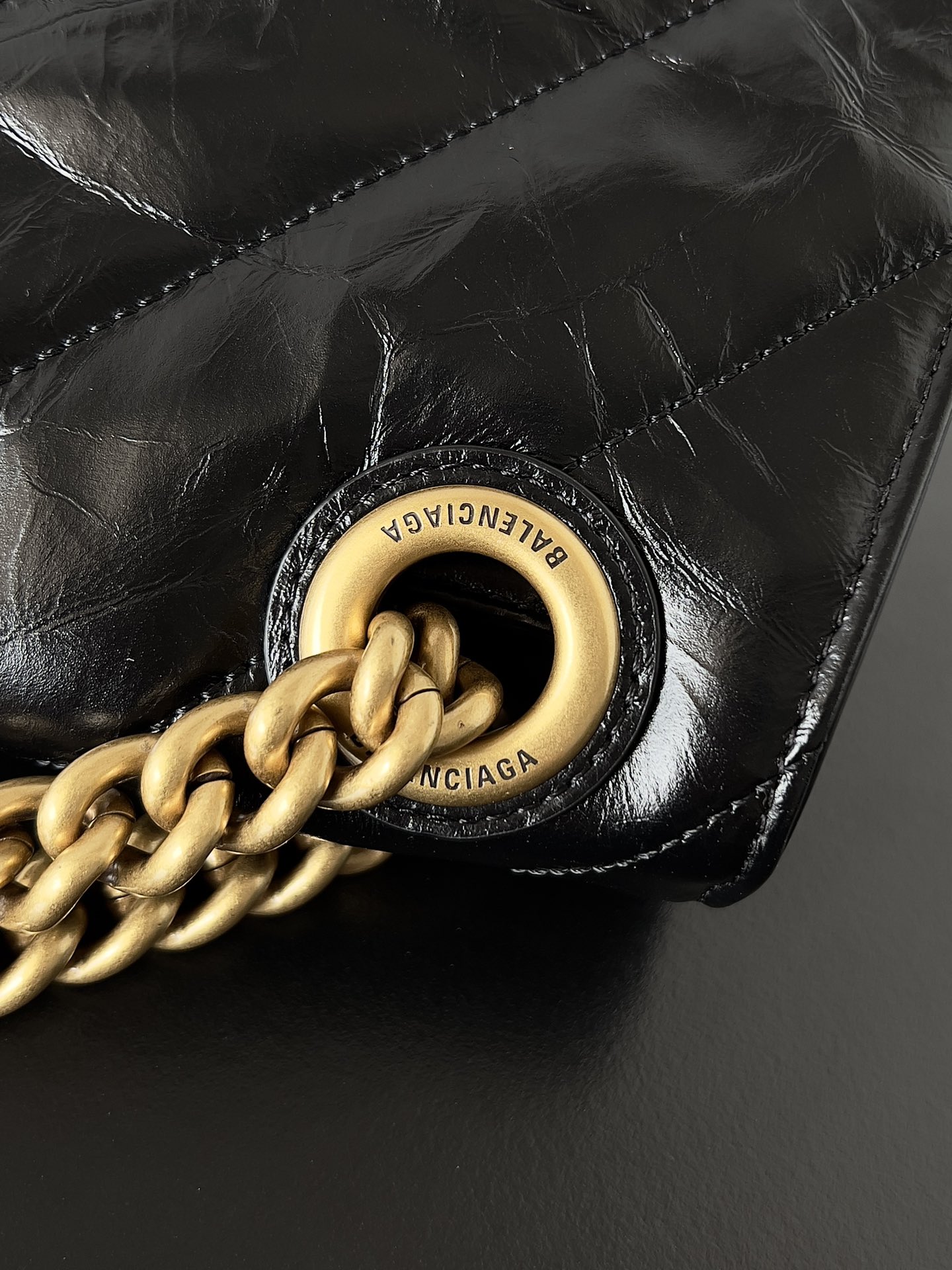 [TOP] BALENCIAGA Crush Bag Chain Bag 39.9 CM - Black