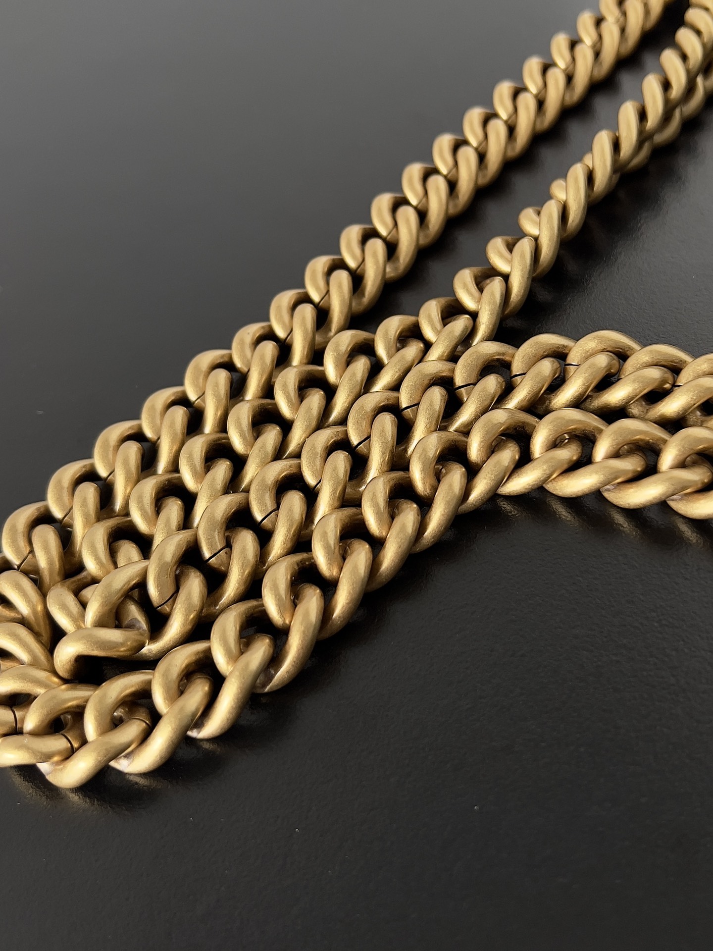 [TOP] BALENCIAGA Crush Bag Chain Bag 39.9 CM - Black