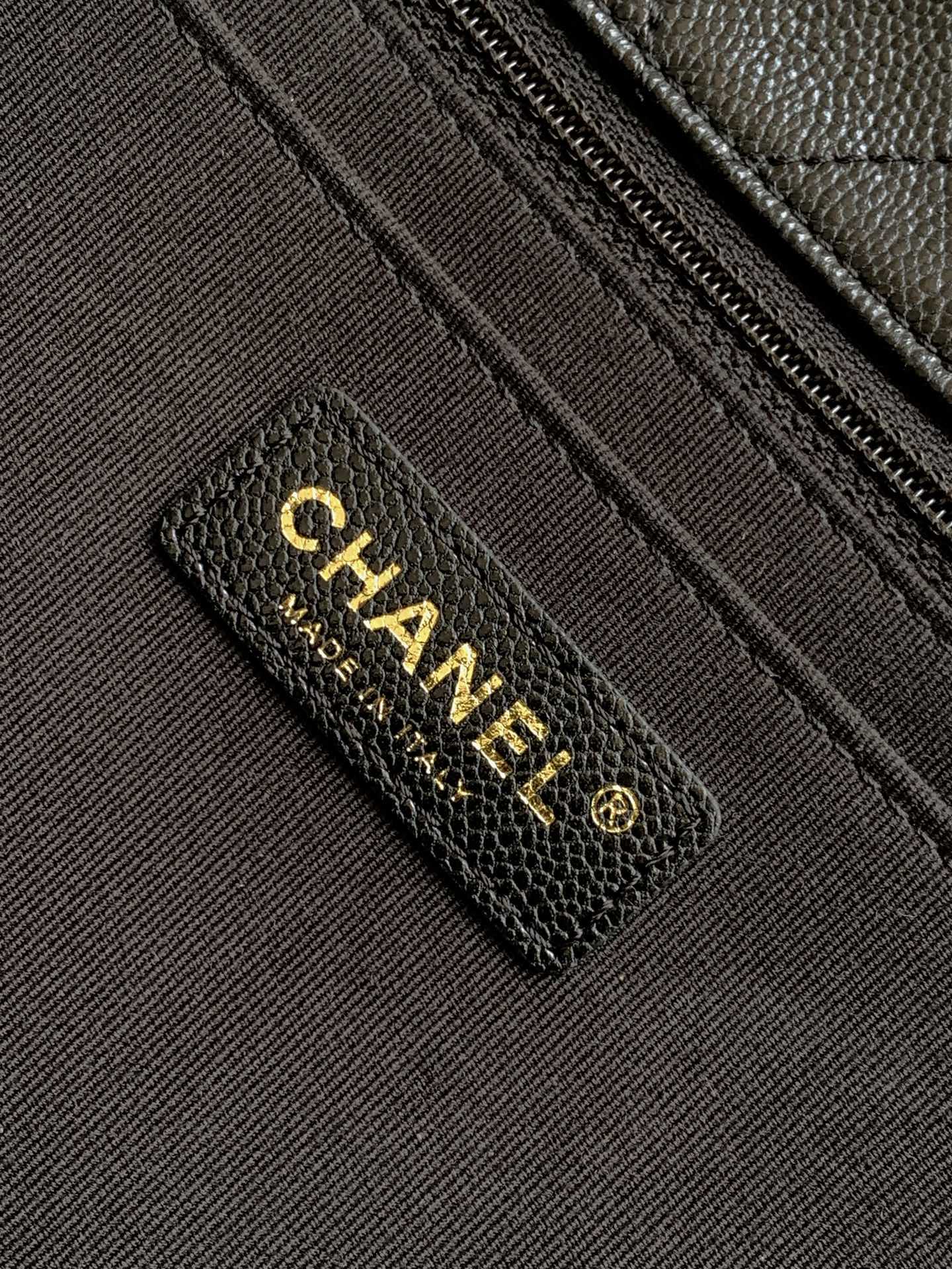 [TOP] CHANEL Large Chain Crossbody Bag - 40x26x12cm - GHW&Black