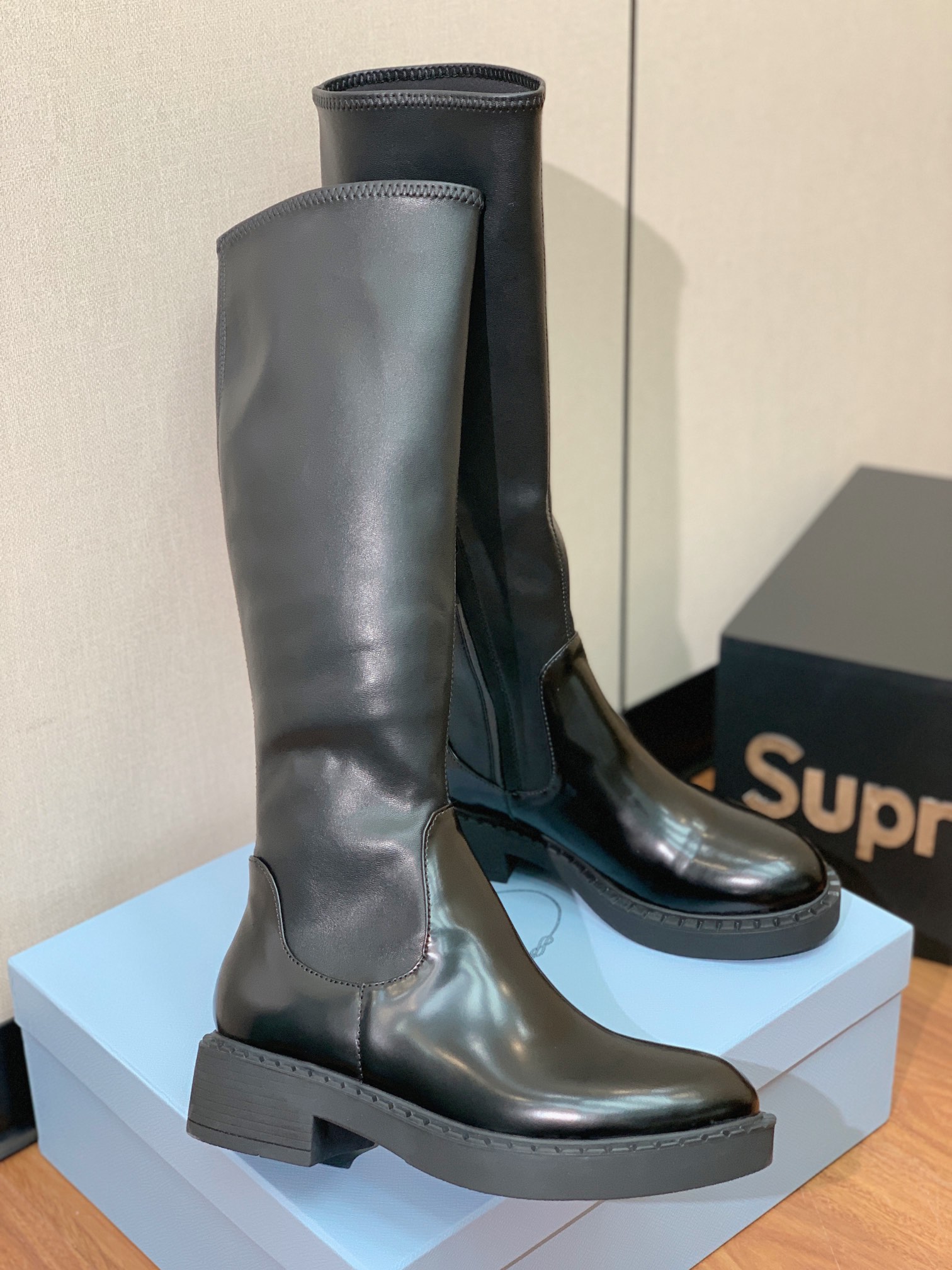 [TOP] PRADA Elastic Boots - Black