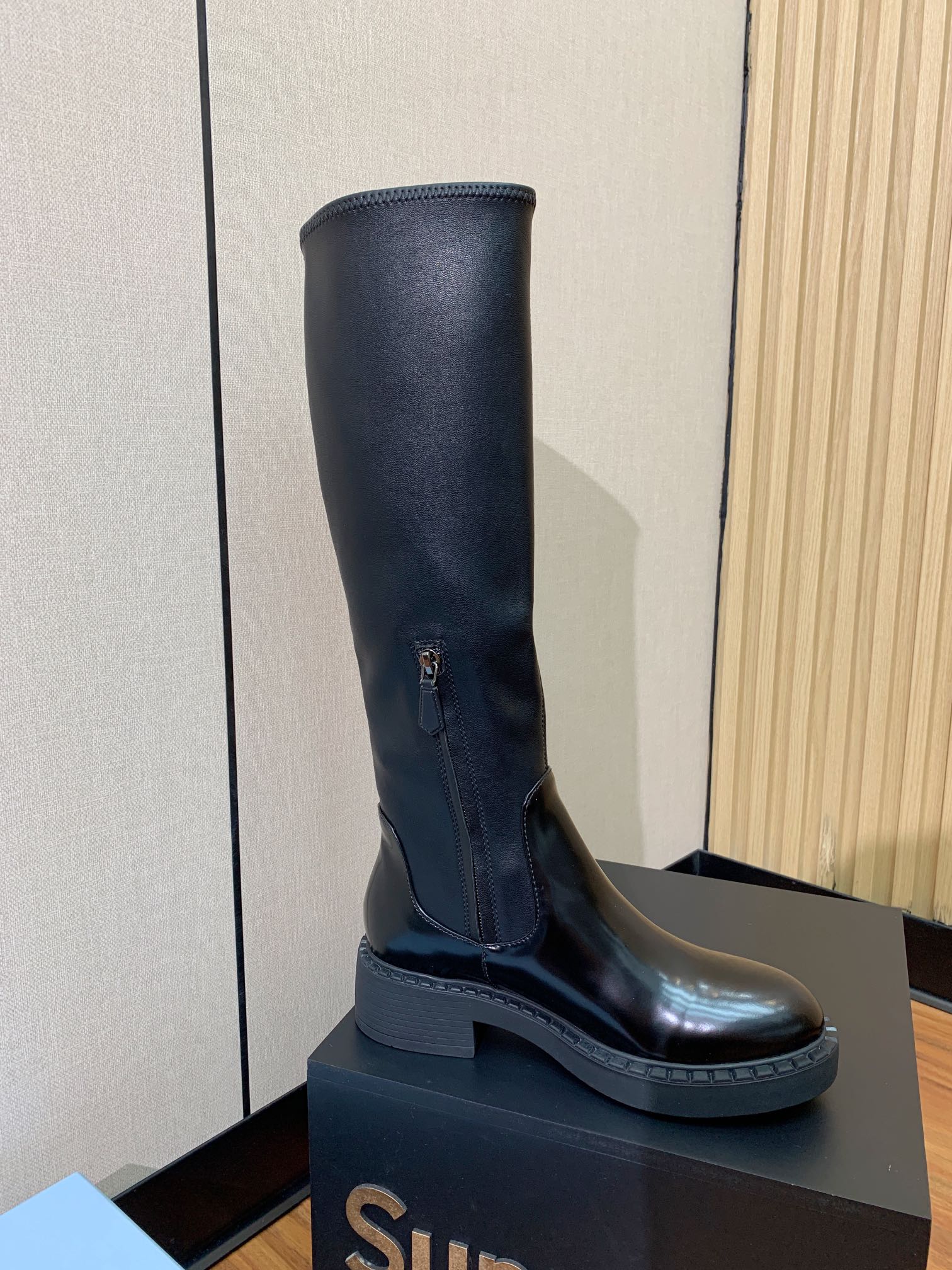 [TOP] PRADA Elastic Boots - Black