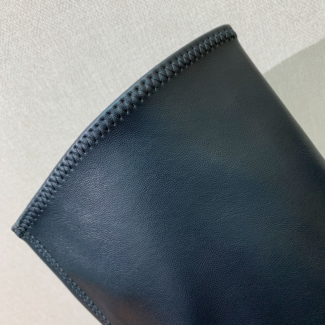 [TOP] PRADA Elastic Boots - Black