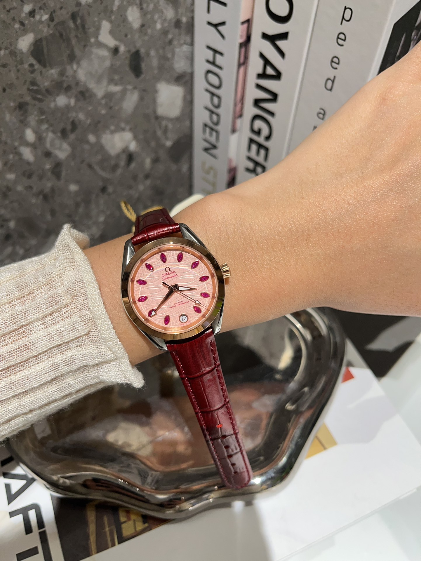 [TOP] OMEGA Omega Aquq Terra Shades Seahorse Swiss Movement Watch - 34mm