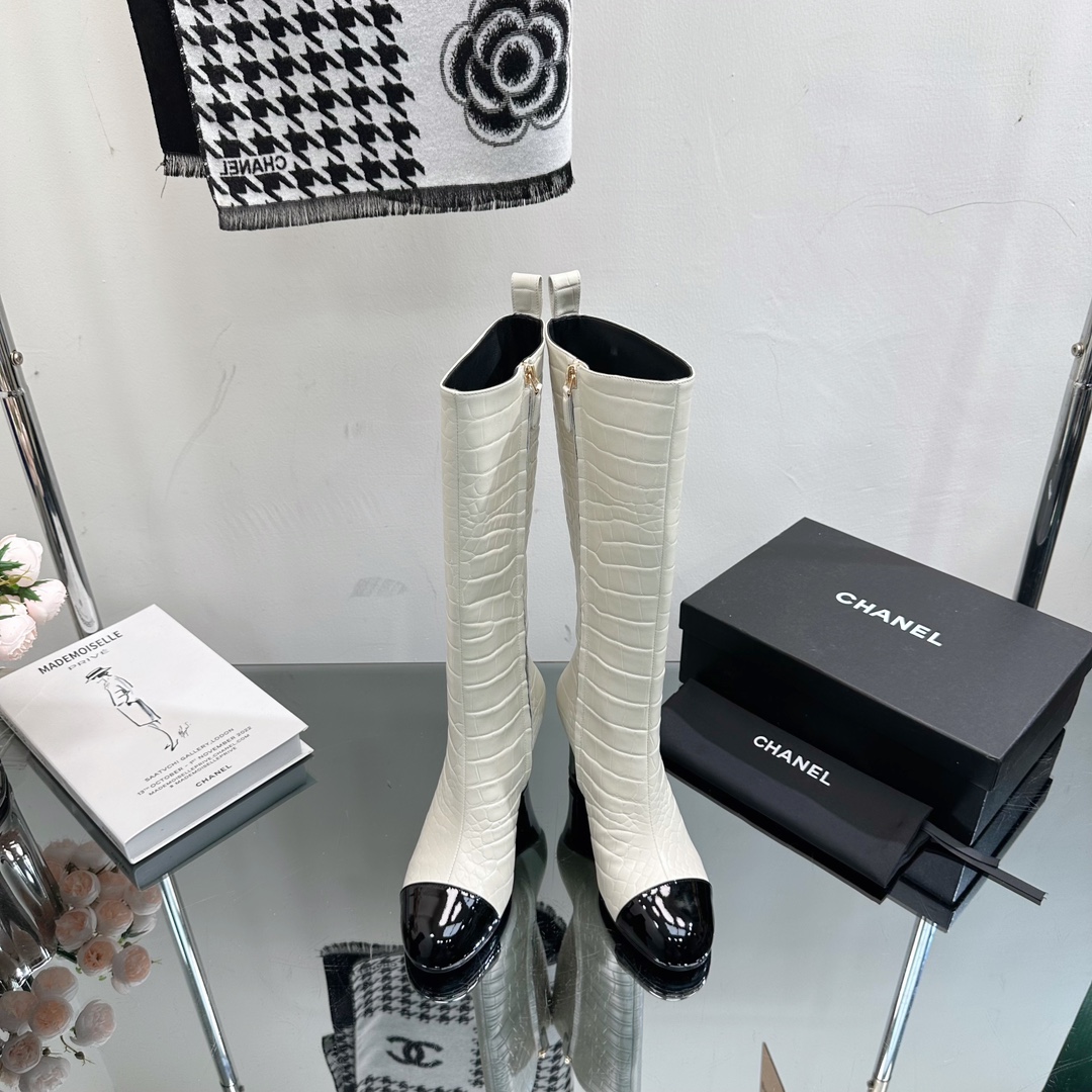 [TOP] CHANEL High-Heeled Embossed Cowhide Leather Boots - 3 Styles