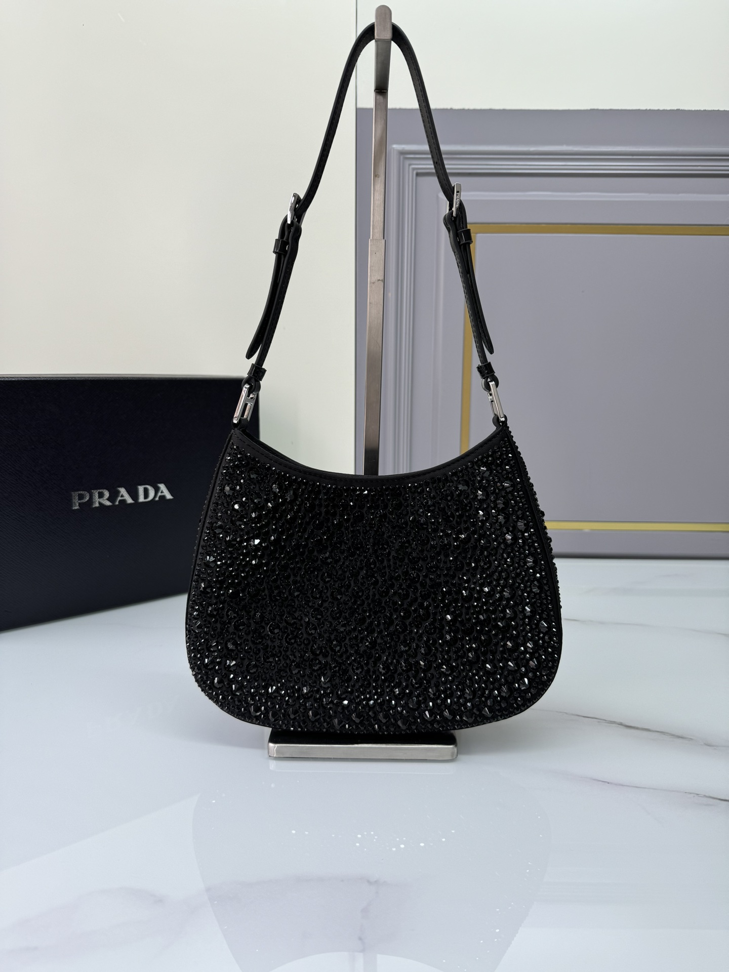 [TOP] PRADA Cleo Armpit Bag with Gypsophila Satin 22x18.5x4.5cm - Black