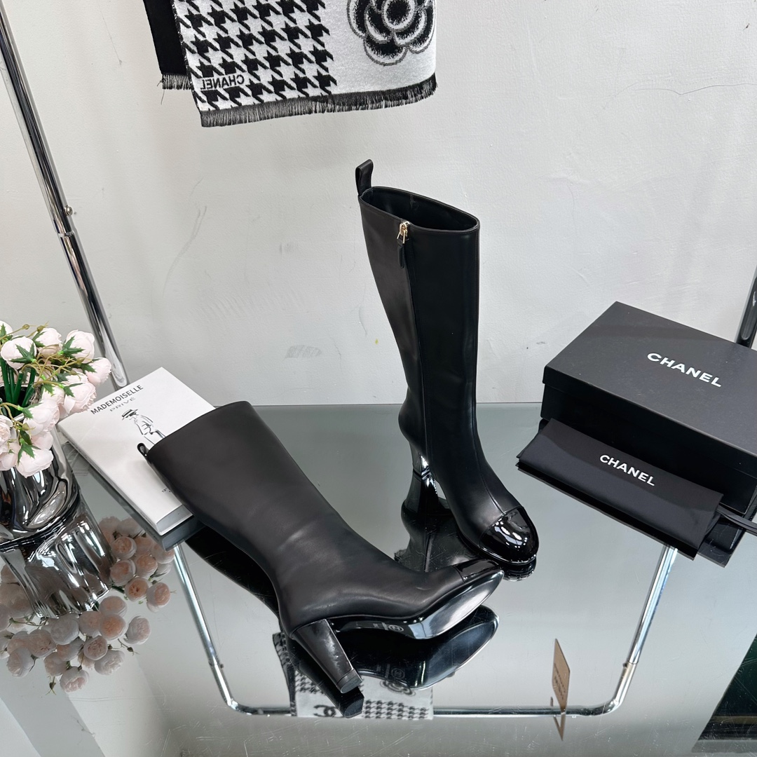 [TOP] CHANEL High-Heeled Embossed Cowhide Leather Boots - 3 Styles