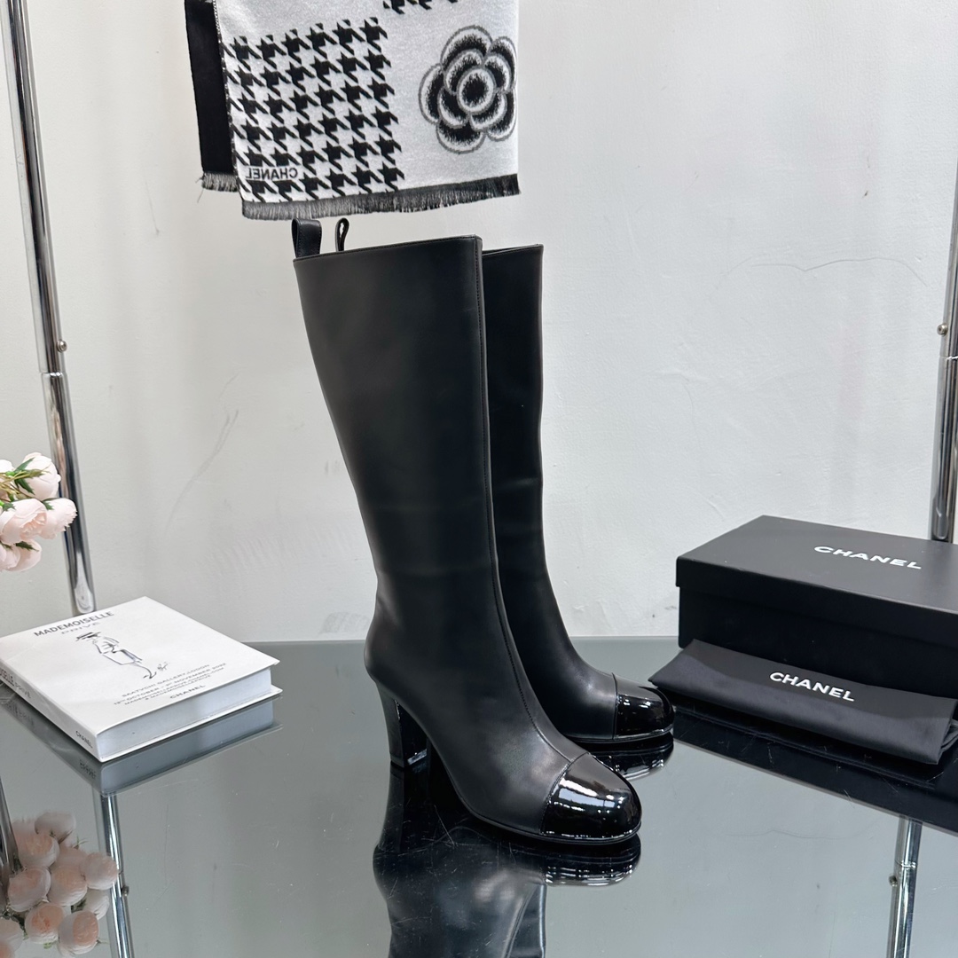 [TOP] CHANEL High-Heeled Embossed Cowhide Leather Boots - 3 Styles