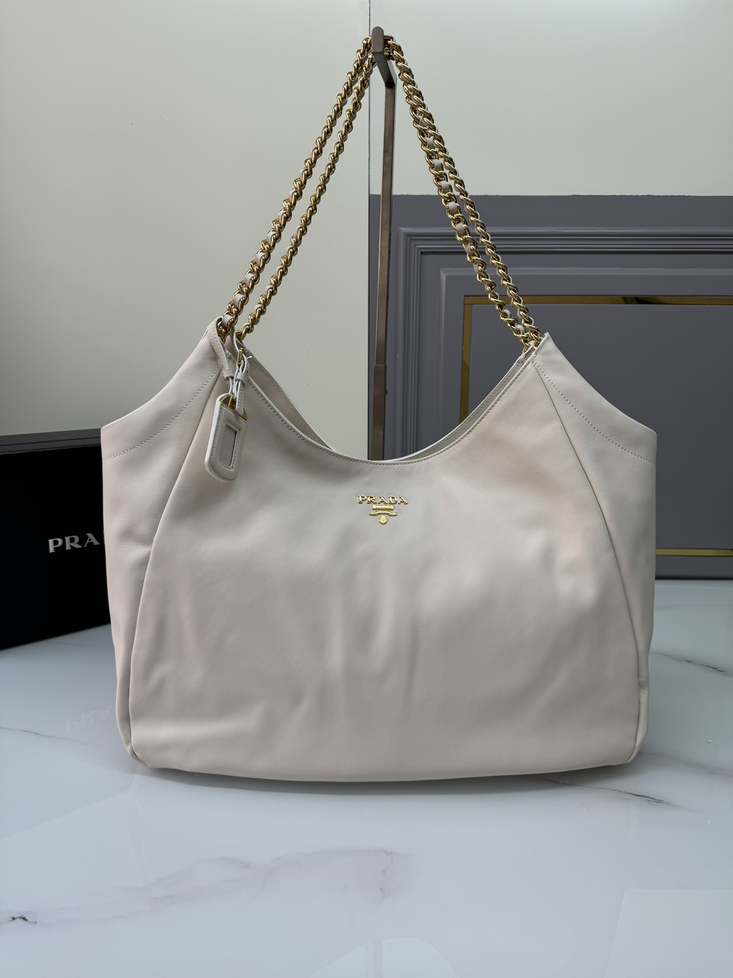 [Top] PRADA Shoulder Tote Bag 39x29x19cm - 3 Color