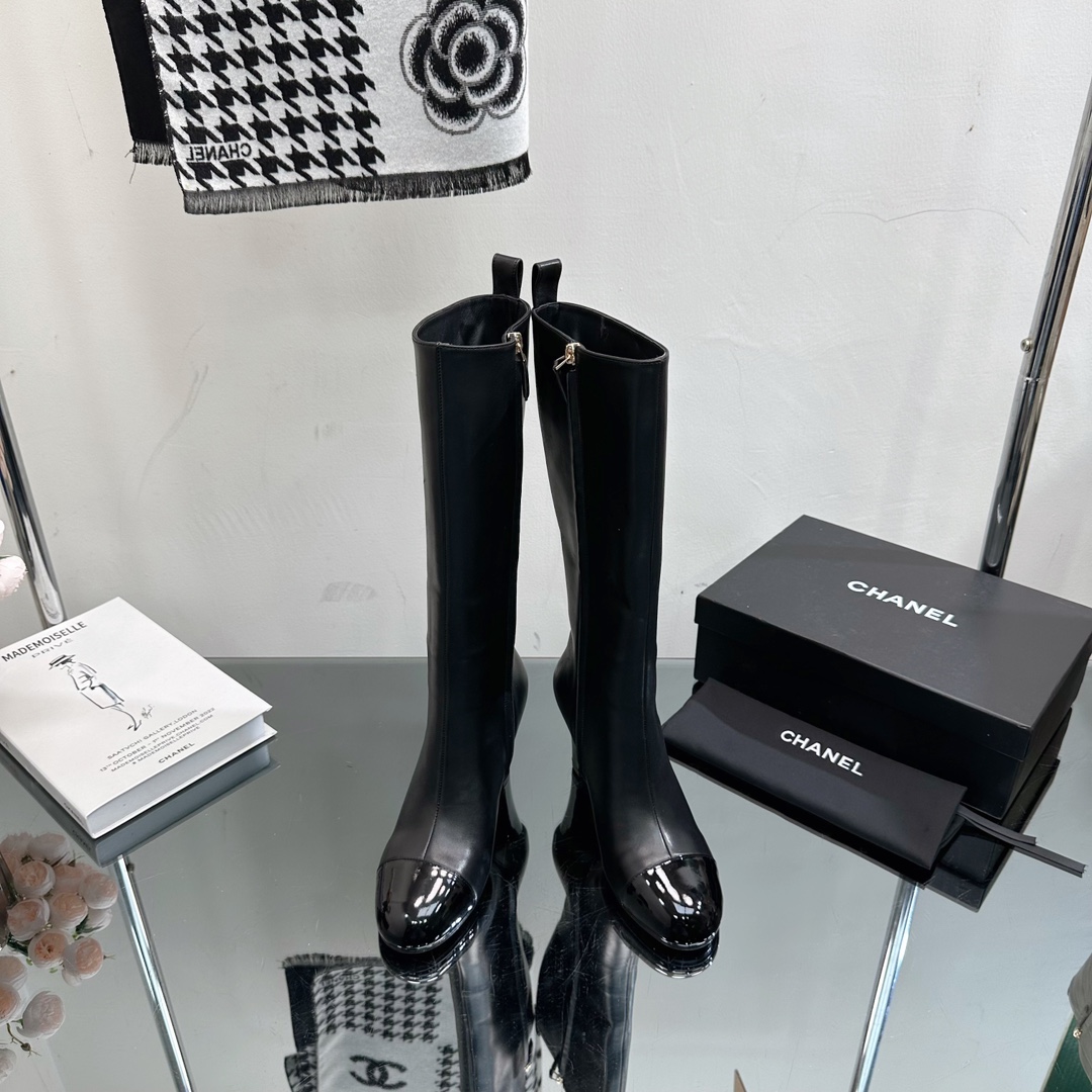 [TOP] CHANEL High-Heeled Embossed Cowhide Leather Boots - 3 Styles