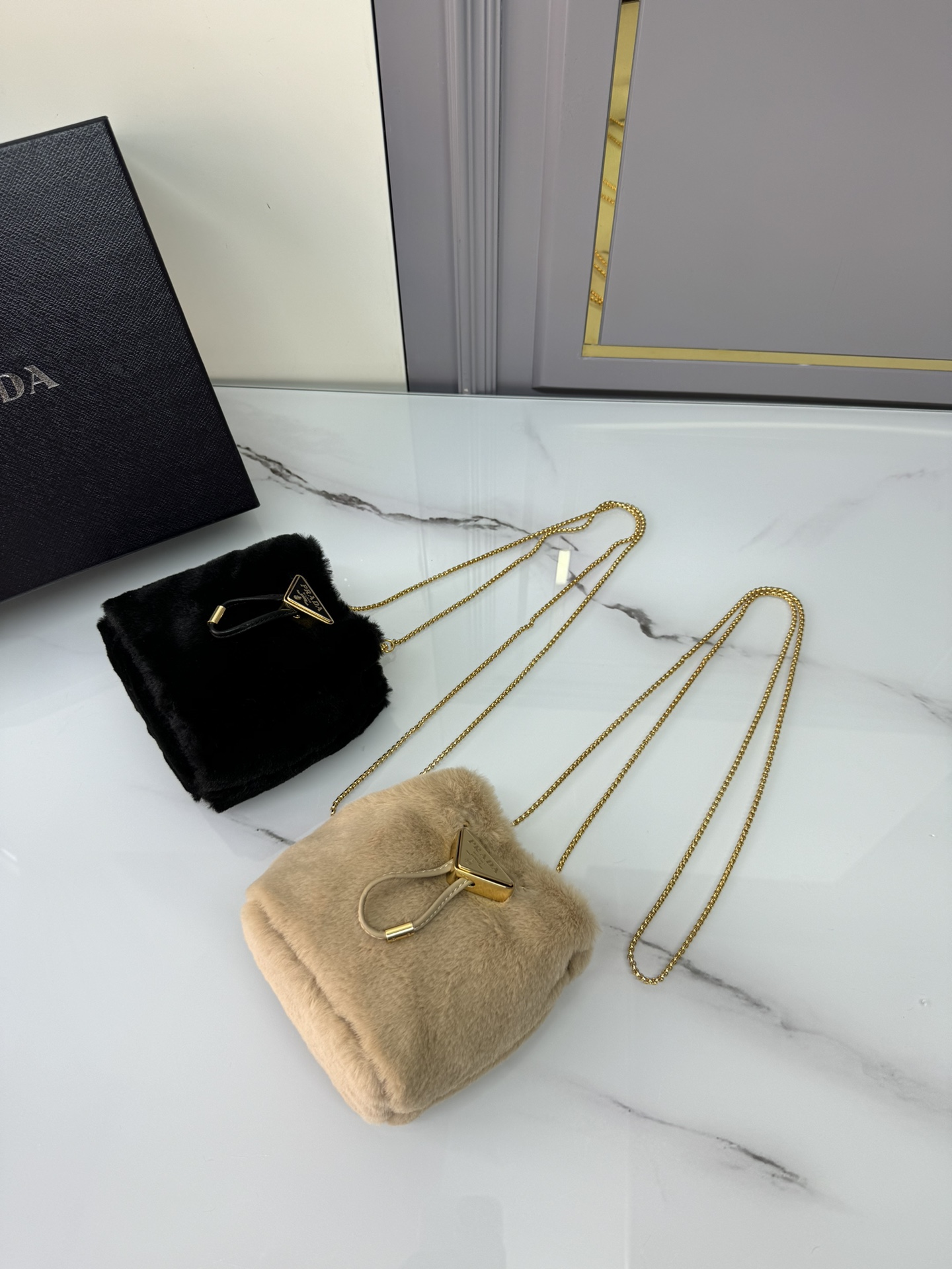 [TOP] PRADA Bucket Bag Wool & Leather Mini 9x9.5x6cm - Black