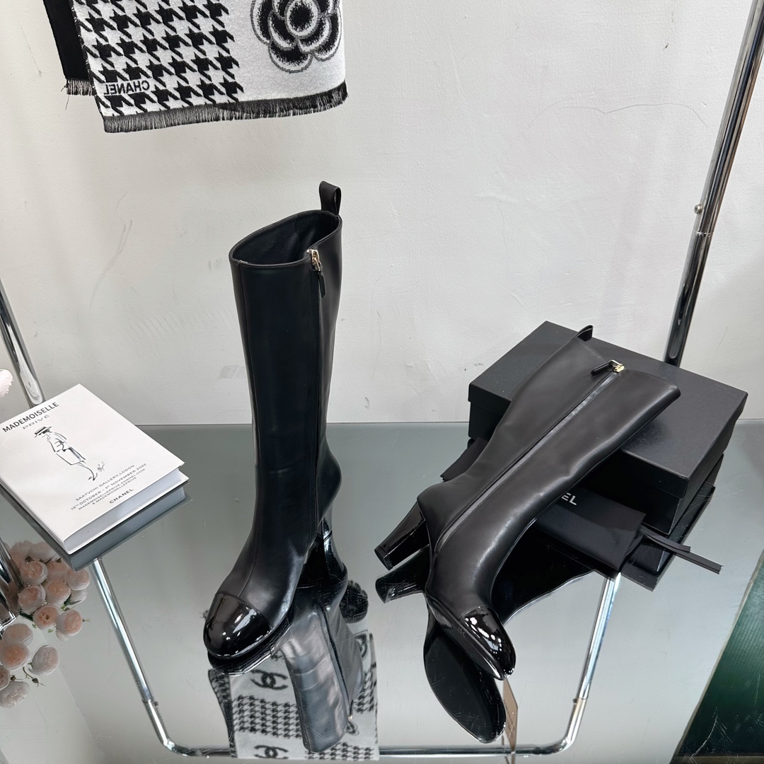 [TOP] CHANEL High-Heeled Embossed Cowhide Leather Boots - 3 Styles