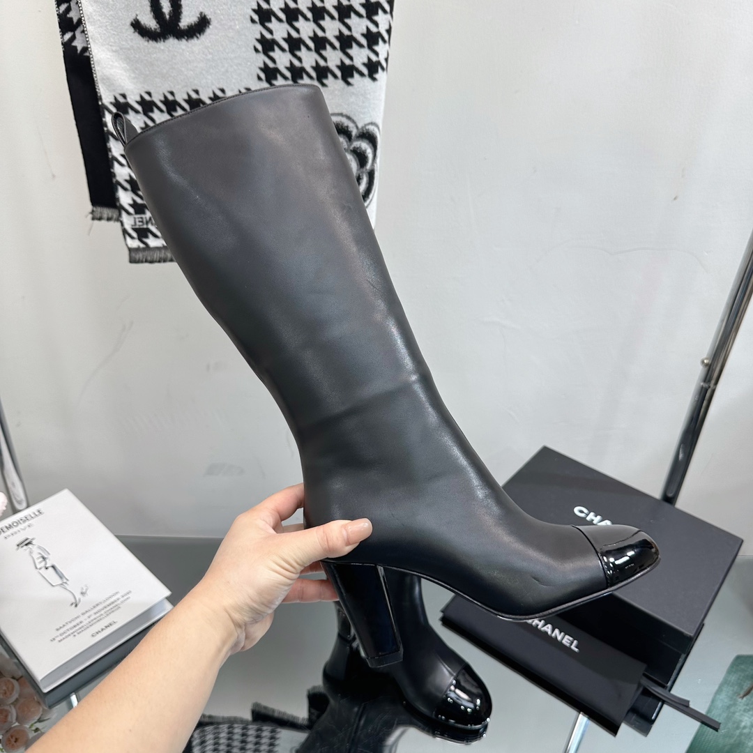 [TOP] CHANEL High-Heeled Embossed Cowhide Leather Boots - 3 Styles