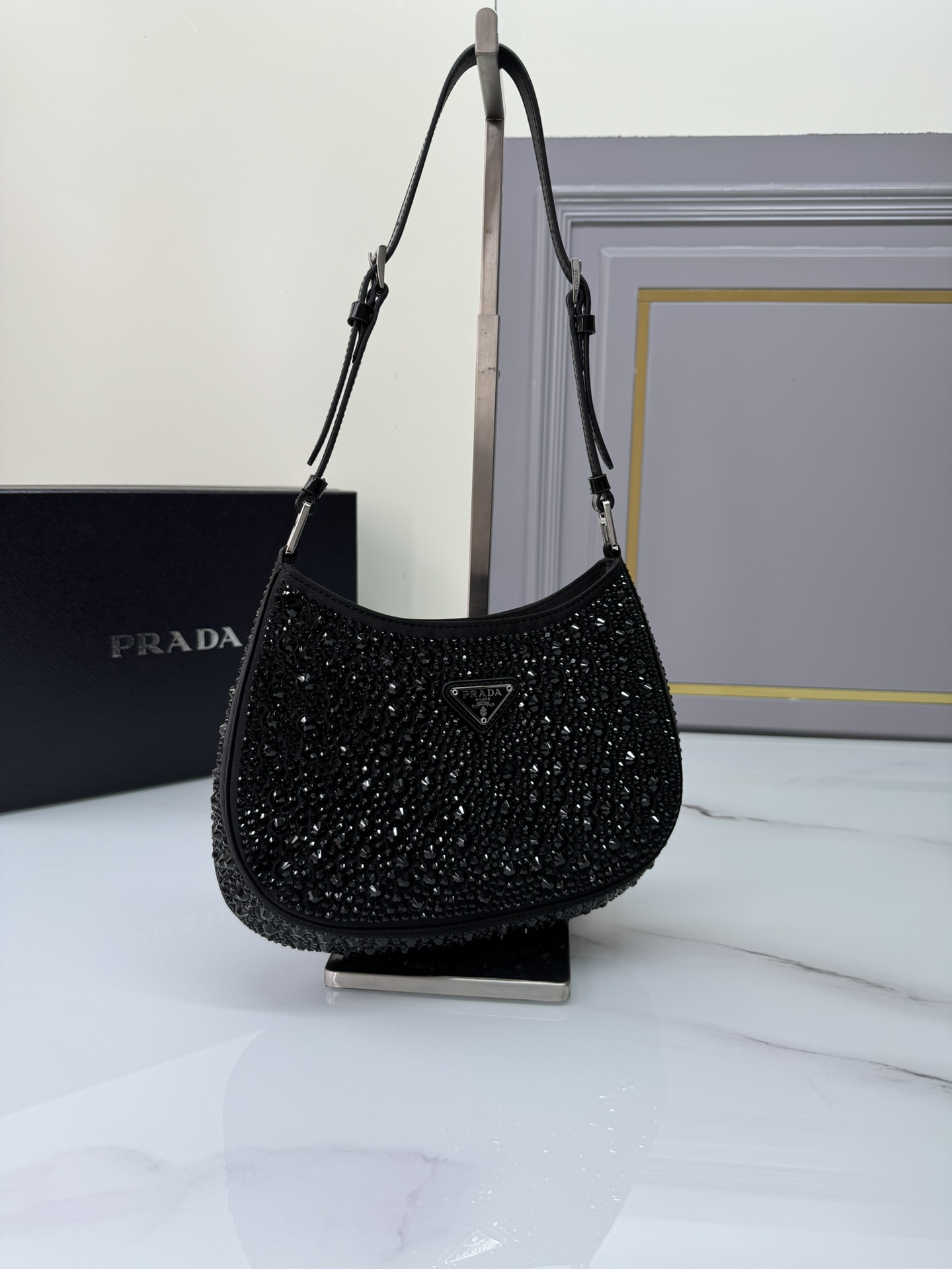 [TOP] PRADA Cleo Armpit Bag with Gypsophila Satin 22x18.5x4.5cm - Black