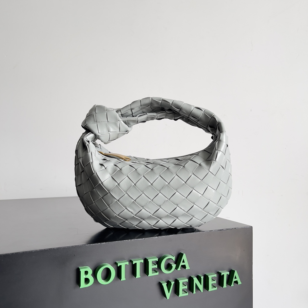 [TOP] Bottega Veneta BV Jodie Bag Lambskin Leather Braid 23 cm