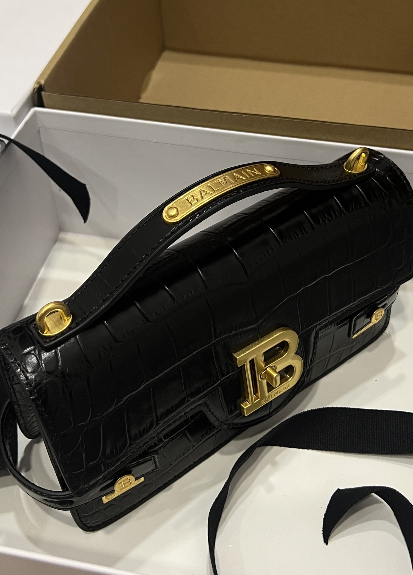 [TOP] Balmain Cowhide Embossed Crocodile Pattern Bag 23 CM