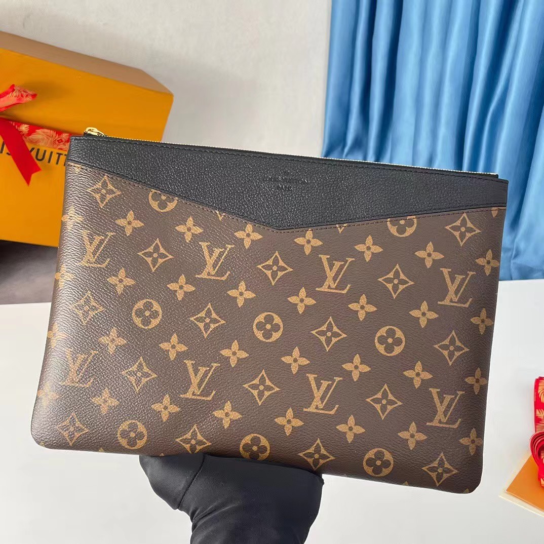 [TOP] Louis Vuitton LV Bags Leather 29.5 CM