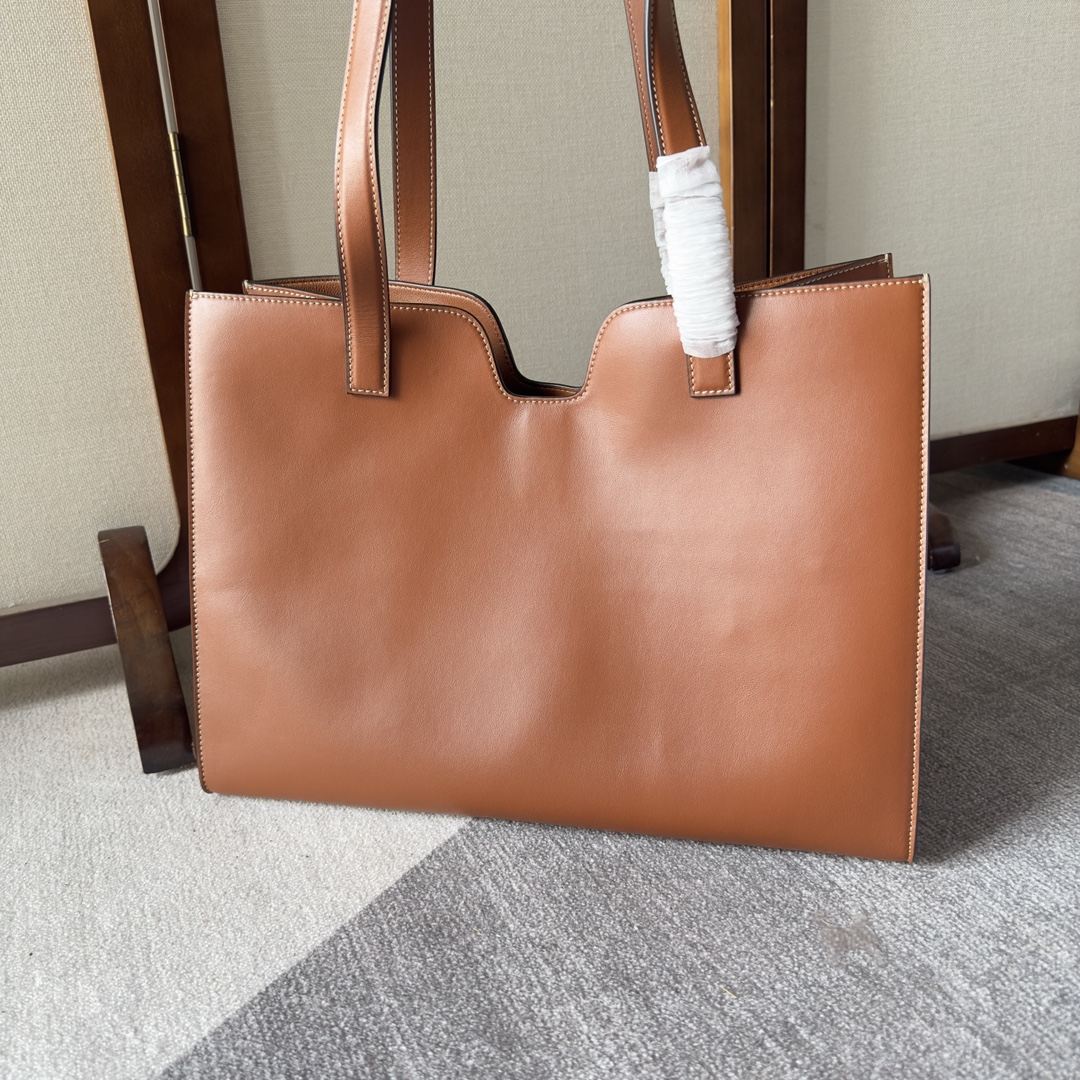 [TOP] CELINE Cabas 16 Tote Bag 37×15×27cm - 3 Color