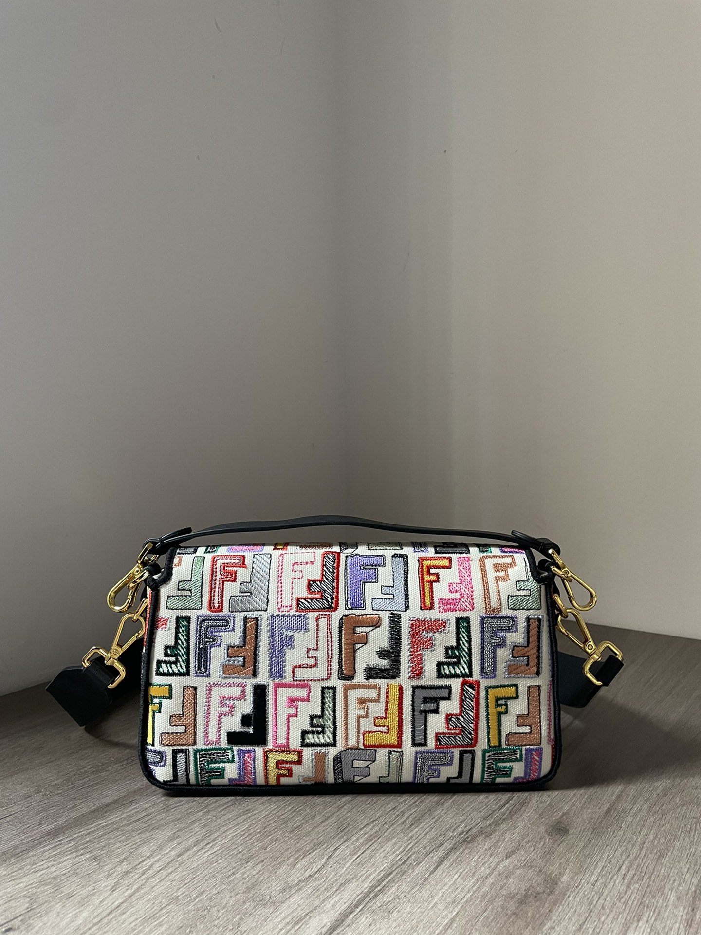 [TOP] FENDI Canvas Baguette Bag - 26x13x6cm