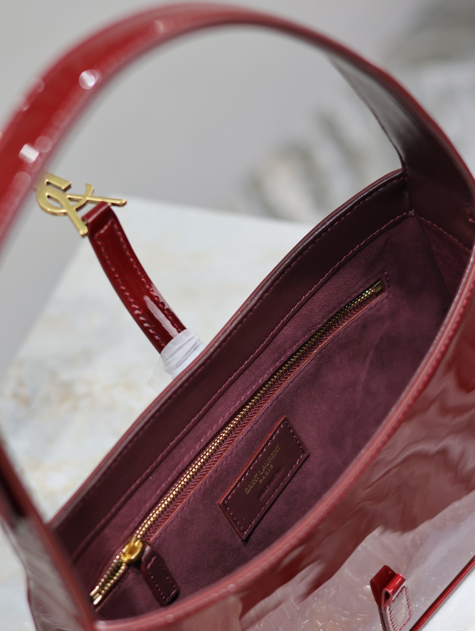 [TOP] Yves Saint Laurent YSL Patent Leather Le 5A7 Bag 25X14X6cm - Jujube Red&GHW