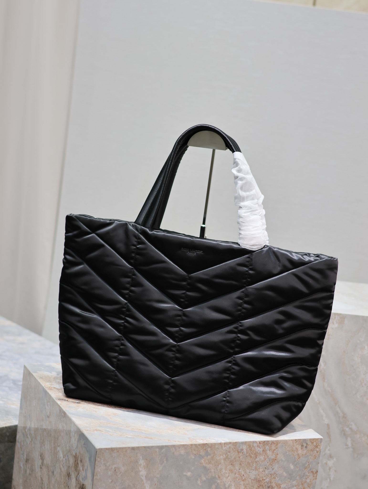 [TOP] Yves Saint Laurent YSL Men's Lambskin Tote Bag - Black - 57×36×17cm
