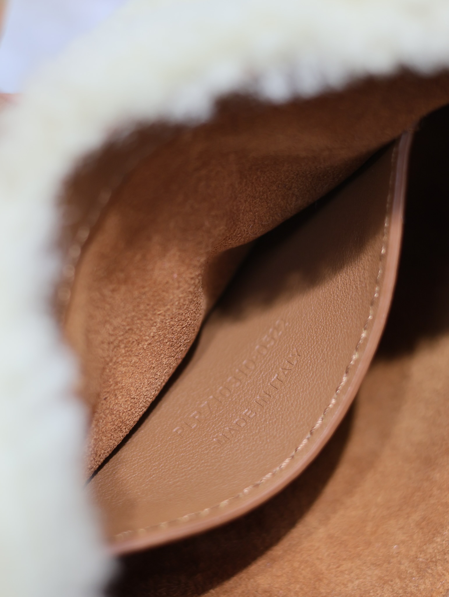 [TOP] Yves Saint Laurent YSL Lamb's Wool Small Le 5A7 Bag 19×11.5×4.5cm - Beige&GHW