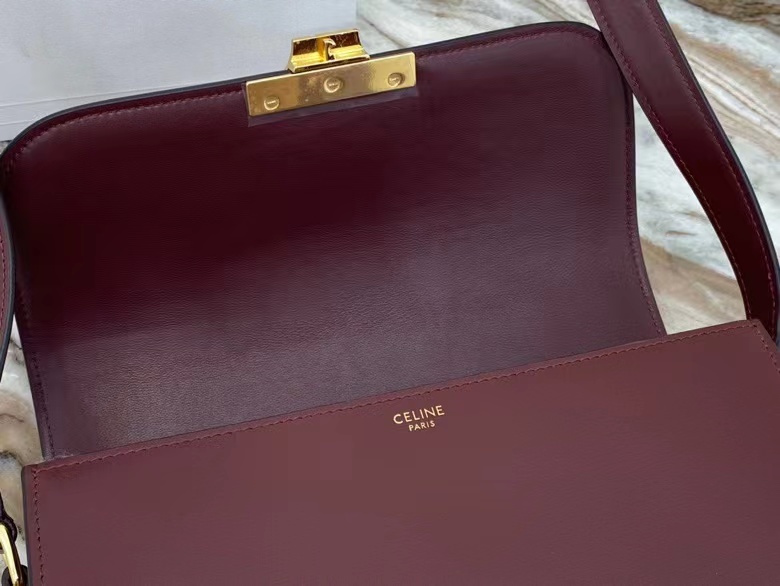 [TOP] CELINE Triomphe Shoulder Bag 22-16-6 cm - Claret